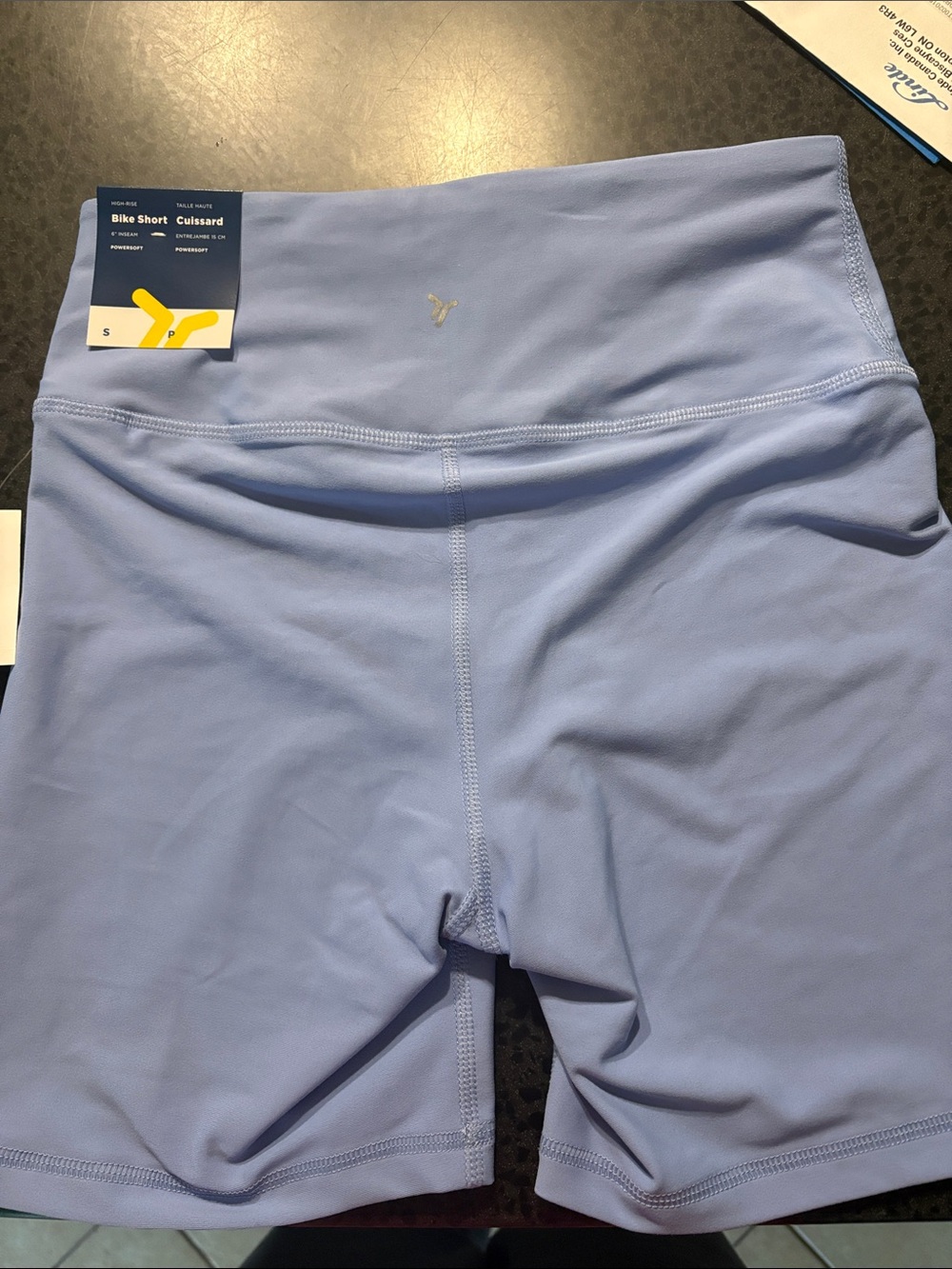 Old Navy size small Women’s High-Rise Bike Shorts - Light Blur